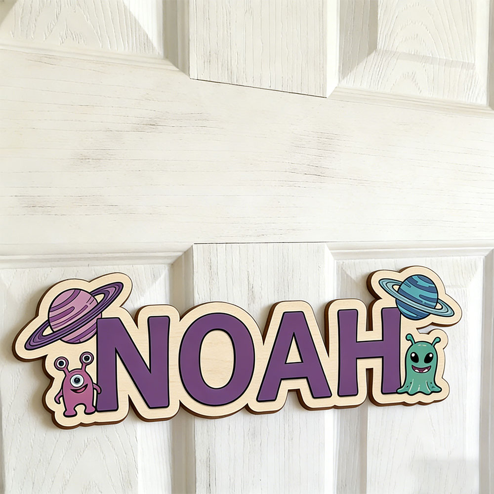 Nursery - Targa Personalizzata con Nome di Alieno